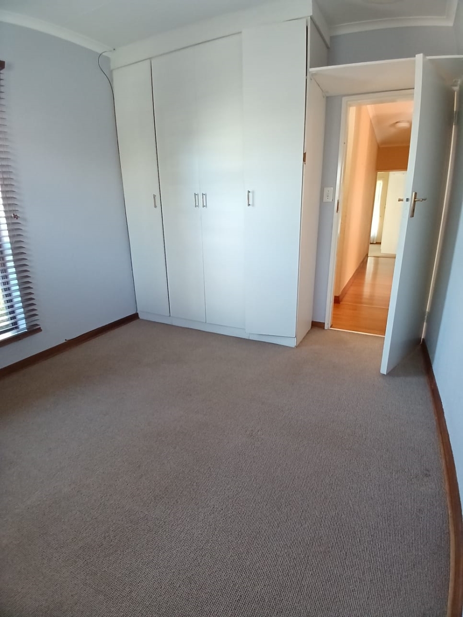 3 Bedroom Property for Sale in Vaalpark Free State